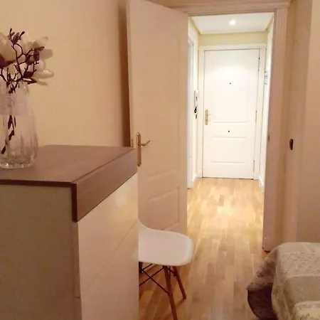 Modern In Salamanca, 50 M², Air-conditioned Salamanca